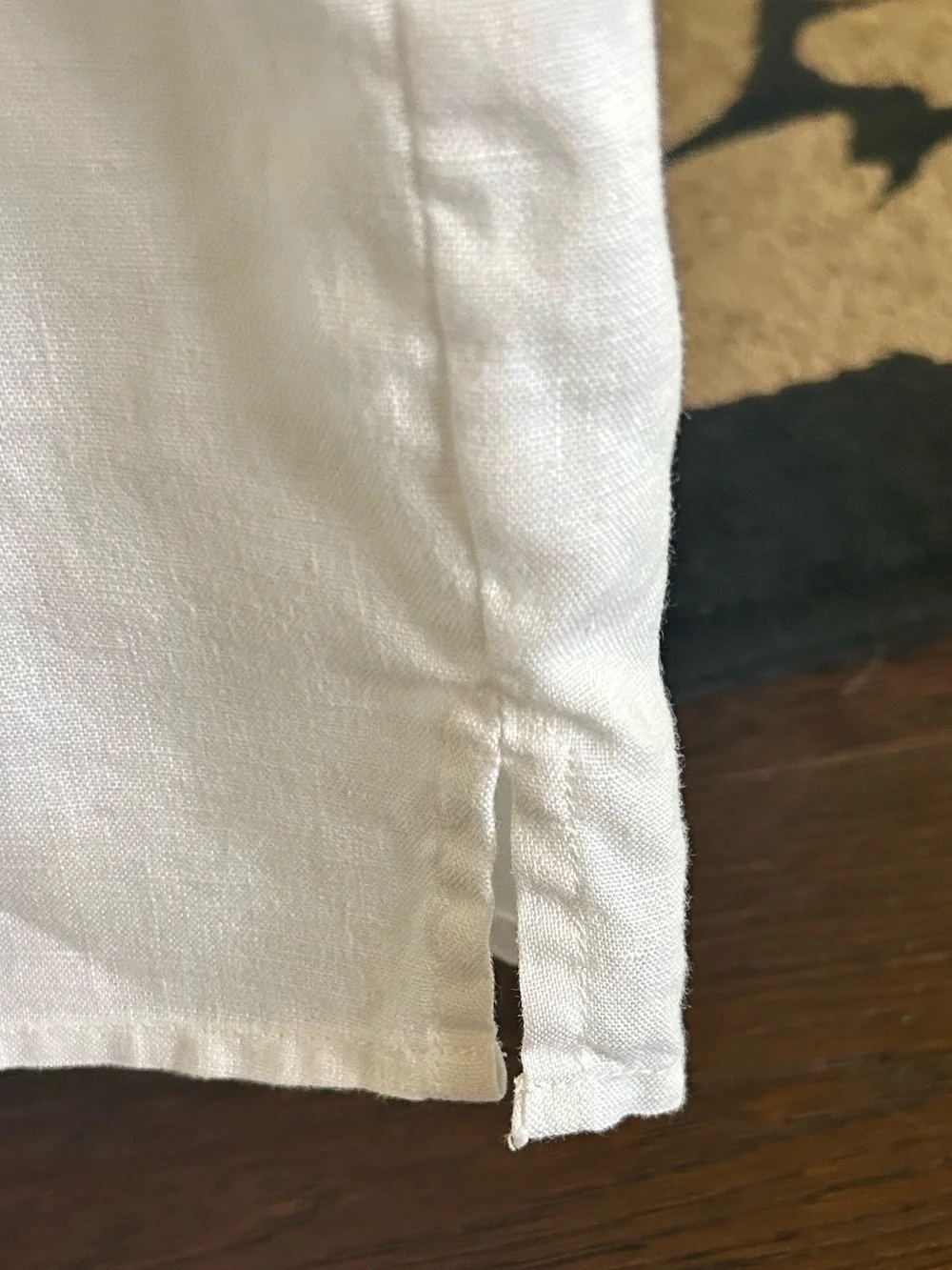 Classic Banana Republic Linen Men's White Short-Sleeve Button-Up Shirt